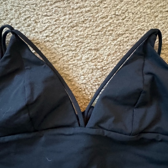 🖤 LULULEMON SPORTS BRA - Picture 2 of 4